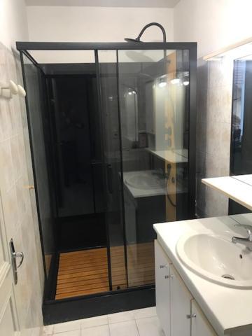 Vaste Chambre Familiale Bourg-en-Bresse Dış mekan fotoğraf